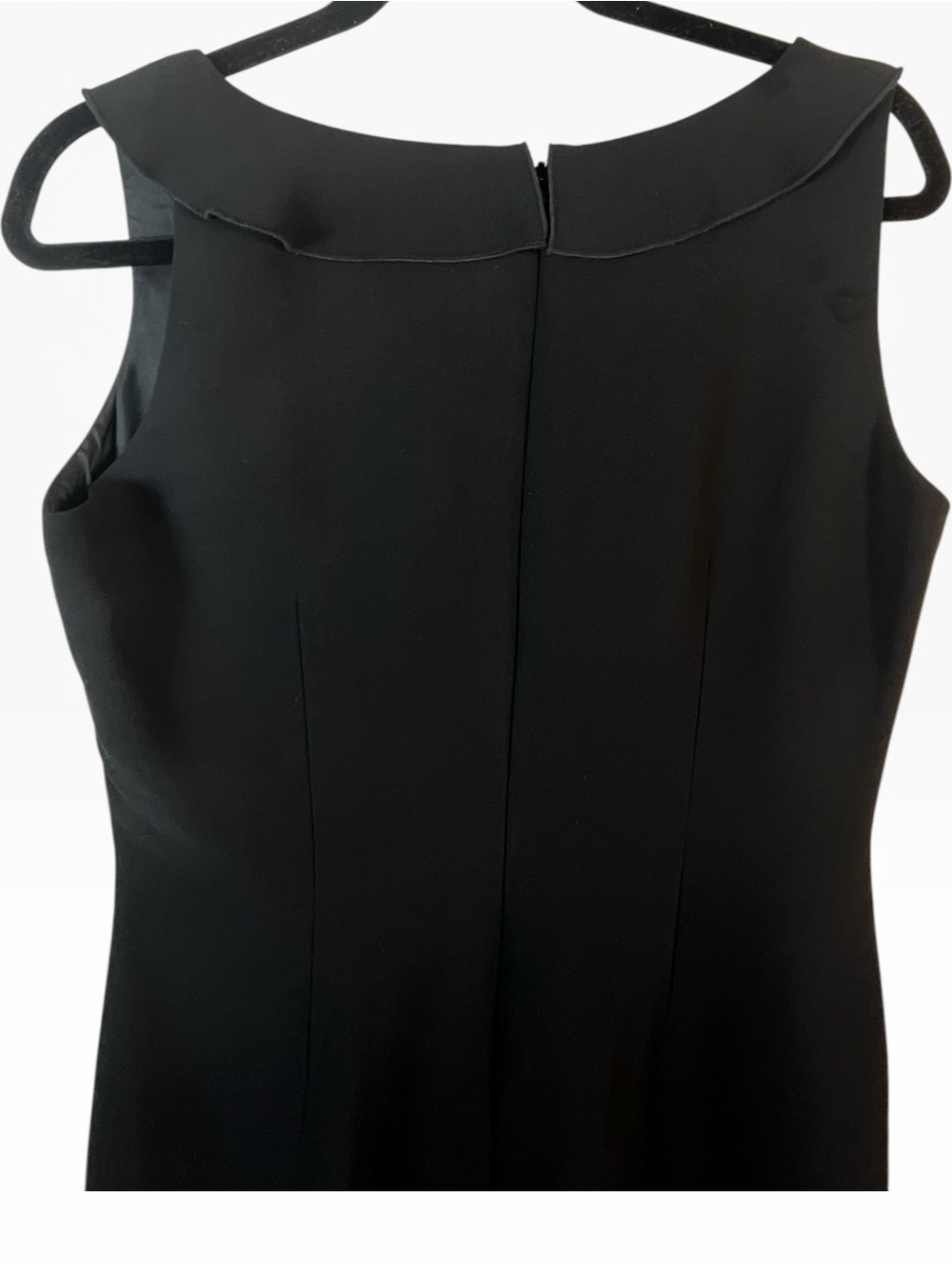 Davis Warren, Elegant Black Dress with ruffle collar Pettit size 8 NWOT - Picture 2 of 11